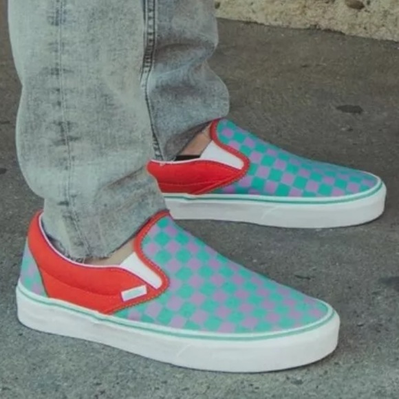 Crazy Check Cherry Toma Classic Slip On Vans Unisex Womens 6.5 Mens 5 - Picture 8 of 8